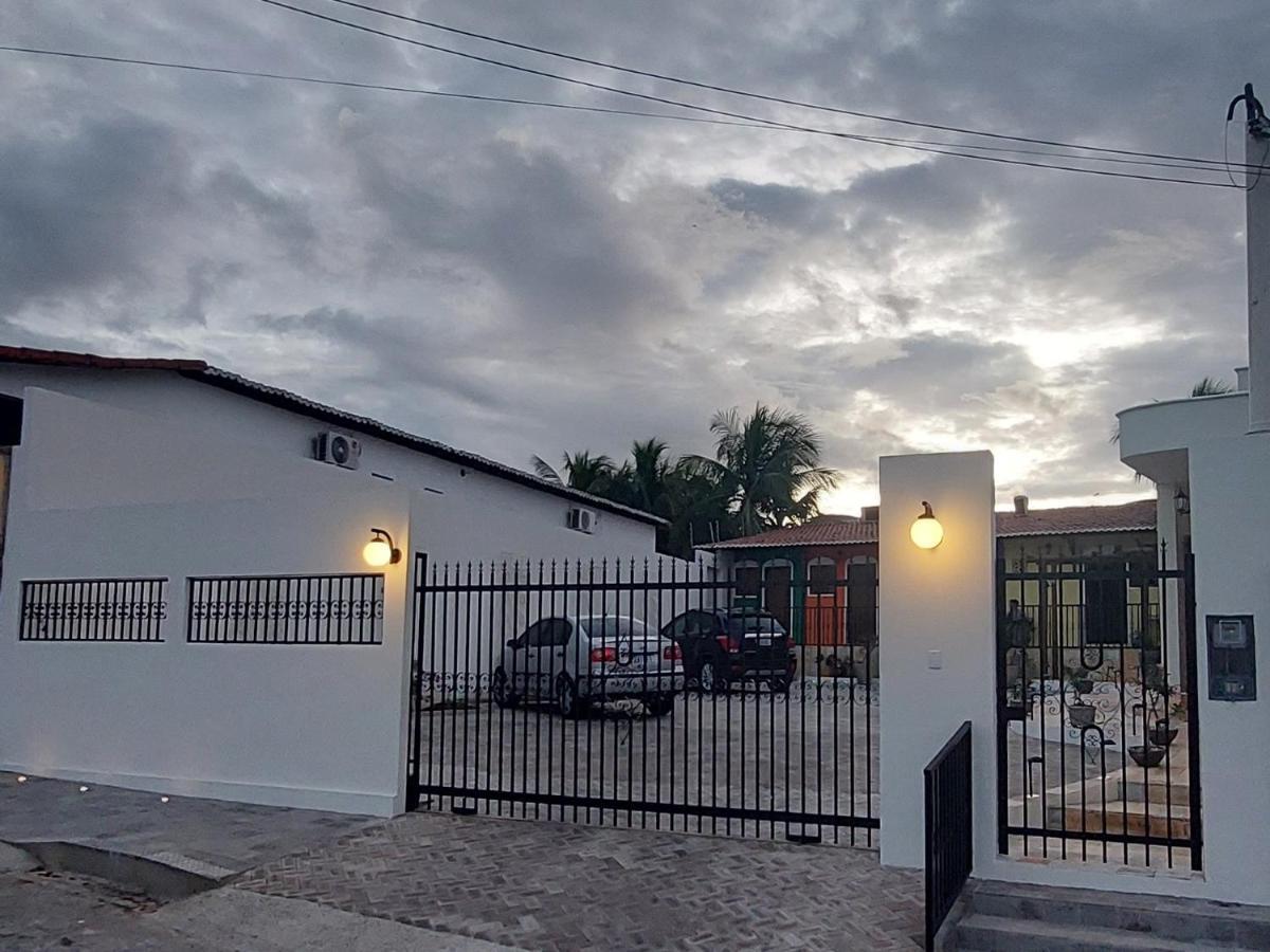 Buganvilia Pousada & Bistro Santa Cruz  ภายนอก รูปภาพ