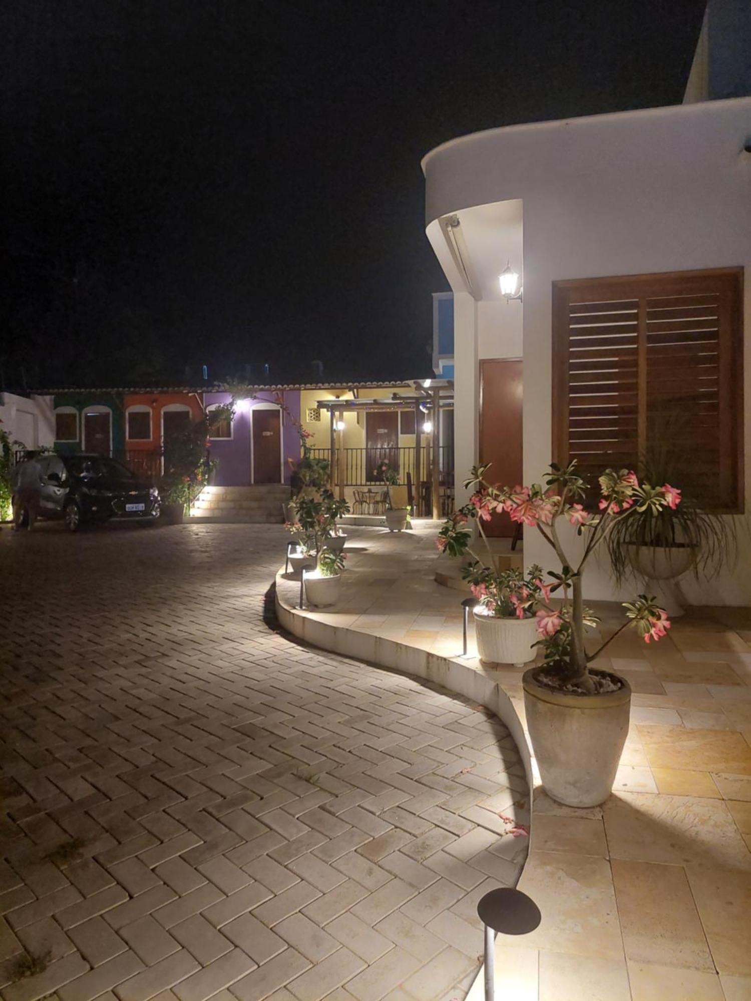 Buganvilia Pousada & Bistro Santa Cruz  ภายนอก รูปภาพ